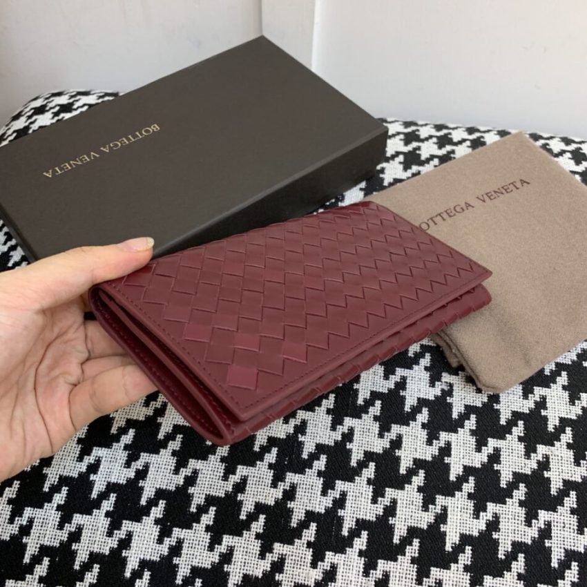 Replica Bottega Veneta Intrecciato Wallet Red - authentic-look luxury purse replica