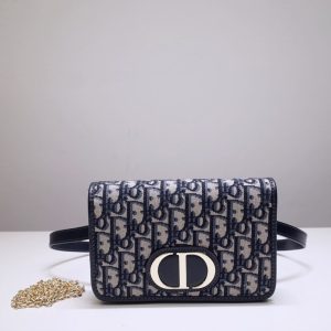 Replica Dior 30 Montaigne Pouch - best quality luxury bag dupe