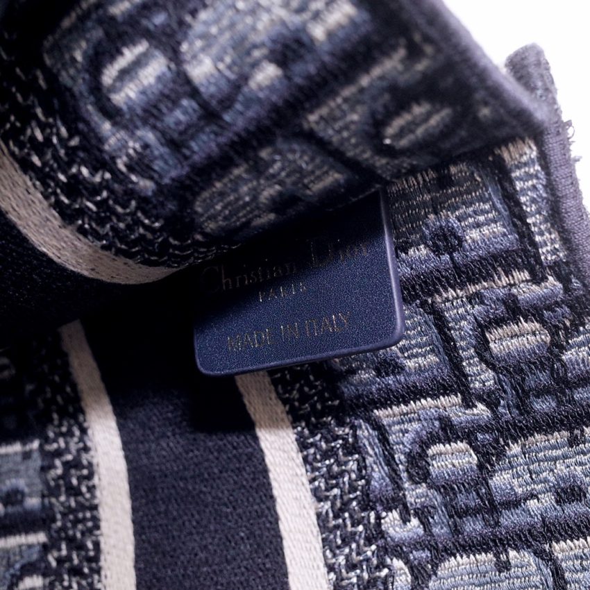 Replica Dior Tote Book Mini CD Black - near-authentic luxury replica handbag