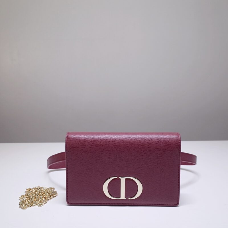Replica Dior 30 Montaigne Pouch Red - ultra-realistic fake designer tote