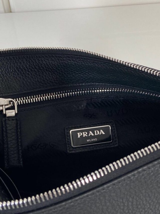 Replica Prada Saffiano Pouch - near-authentic luxury replica handbag