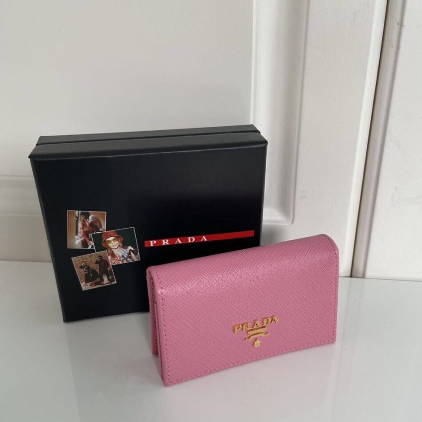 Replica Prada Saffiano Wallet - high-quality designer bag clone