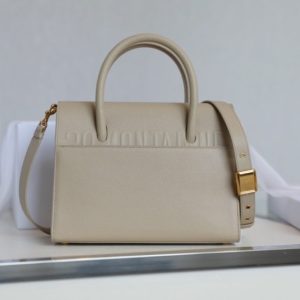 Replica Dior St Honoré Tote Beige - realistic designer-inspired fake bag
