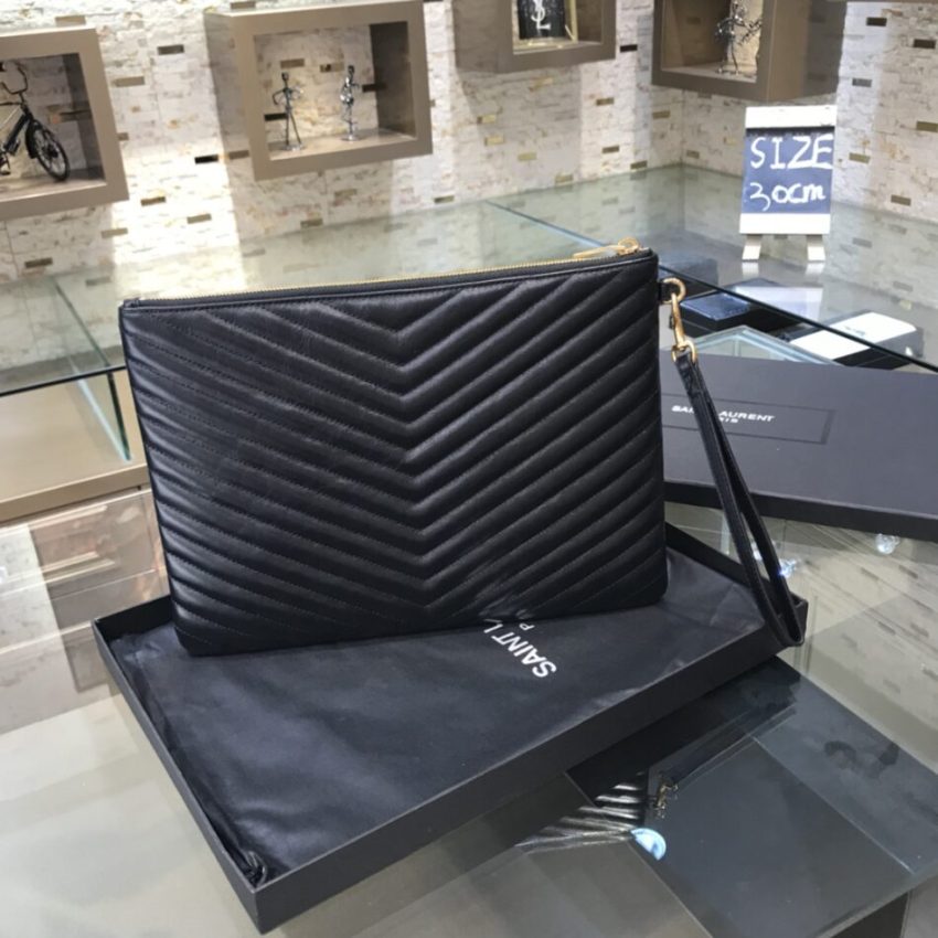 Replica Yves Saint Laurent Pouch Black - realistic designer-inspired fake bag