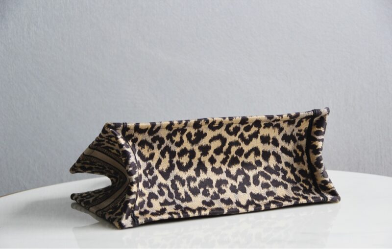 Replica Dior Tote Book Leopard Print - premium-grade designer purse dupe