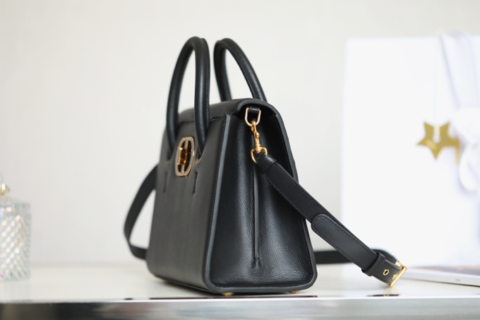 Replica Dior St Honoré Tote Black - high-end fake designer purse