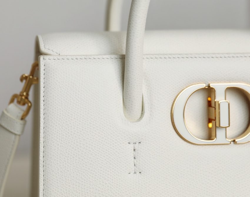 Replica Dior St Honoré Tote White - realistic designer-inspired fake bag