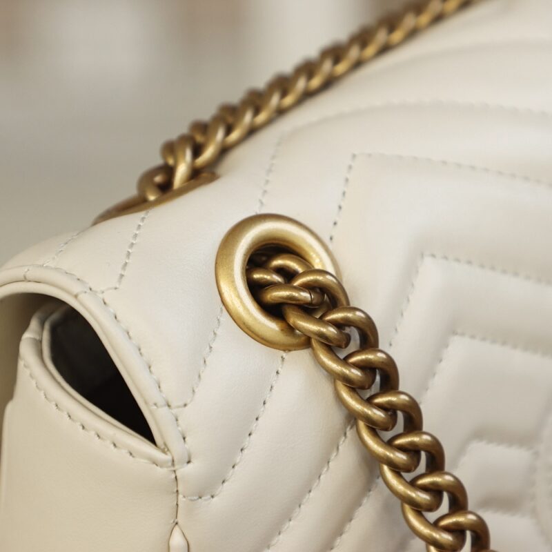 Replica Gucci GG Marmont Medium White - realistic designer-inspired fake bag
