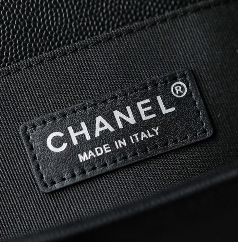 Replica CHANEL Le Boy Black Small - high-accuracy replica luxury purse