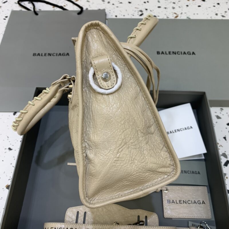 Replica Balenciaga Agneau Apricot - realistic designer-inspired fake bag