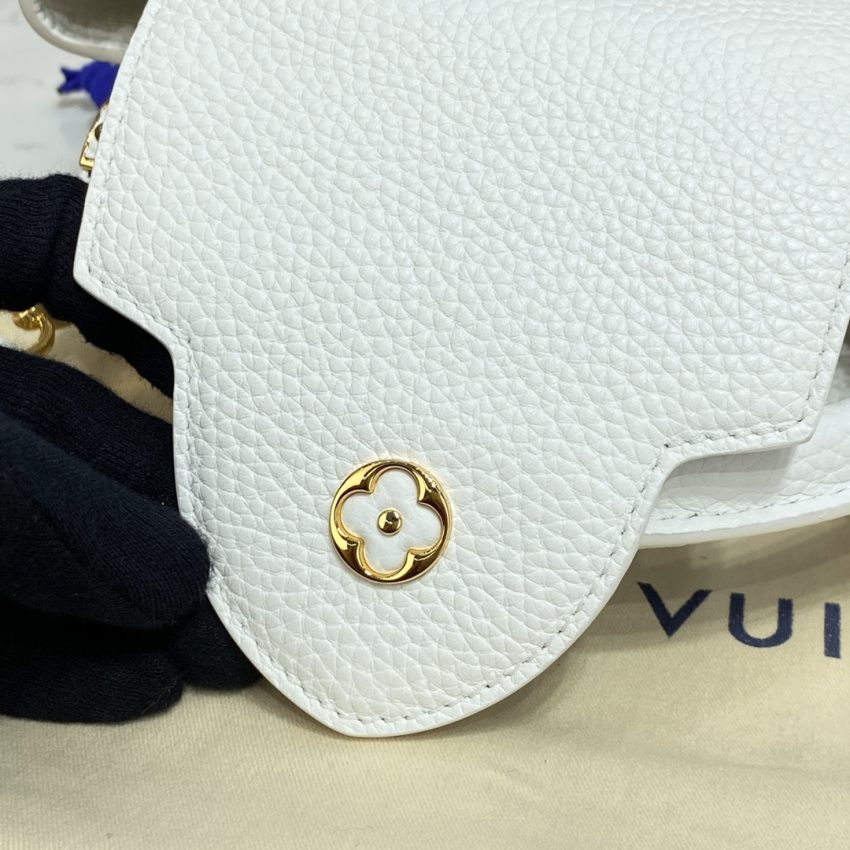 Replica Loius Vuitton Capucines White - ultra-realistic fake designer tote