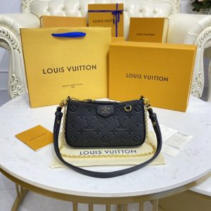 Replica Louis Vuitton Easy Pouch Black - high-quality designer bag clone