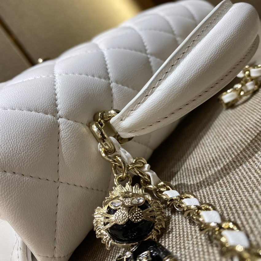 Replica CHANEL CF 20 cm Lion White - top-tier luxury replica shoulder bag