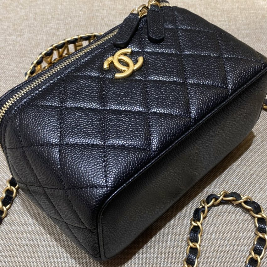Replica CHANEL 22S Handle Box Bag - authentic-look luxury purse replica
