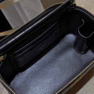Replica CHANEL 22S Handle Box Bag - near-authentic luxury replica handbag