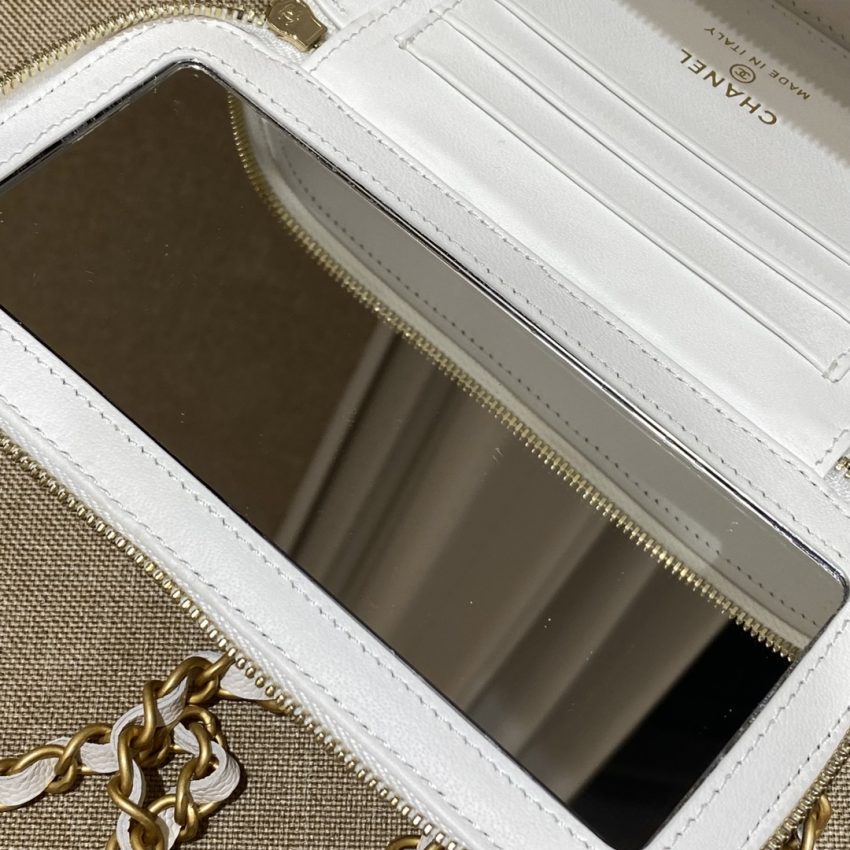 Replica CHANEL 22S Handle Box Bag White - premium 1:1 fake handbag model