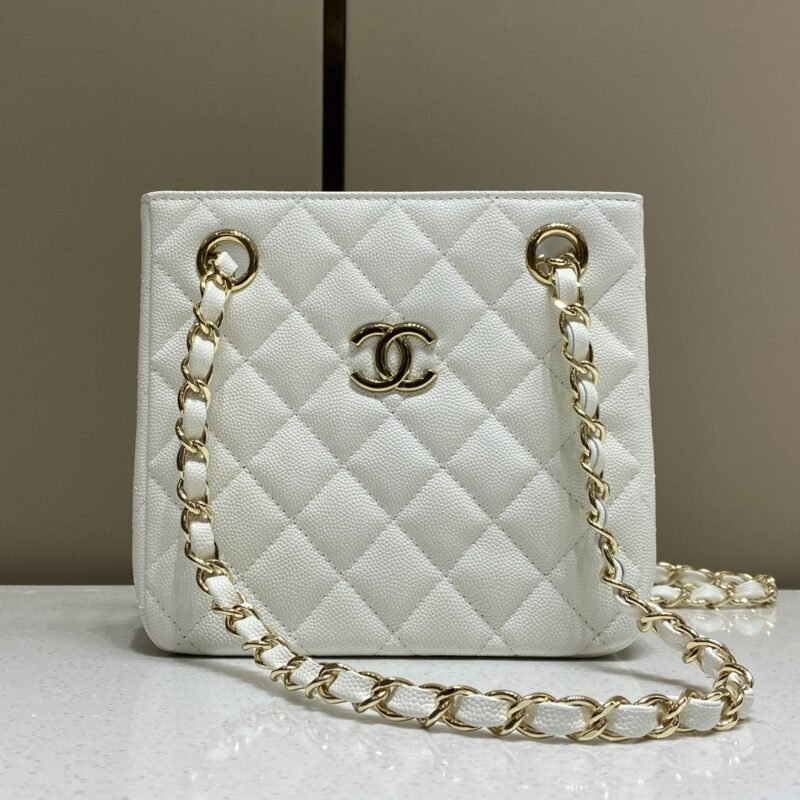 Replica CHANEL 22S Hubo Bag White - high-accuracy replica luxury purse