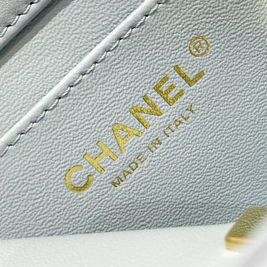 Replica CHANEL 22P Enamel Bag Light Blue - realistic designer-inspired fake bag