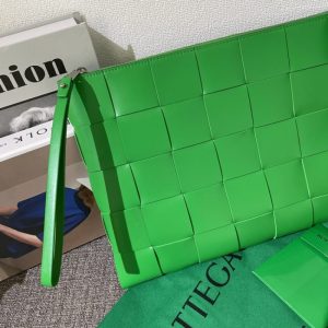 Replica Bottega Veneta Cassette Clutch Green - top-tier luxury replica shoulder bag