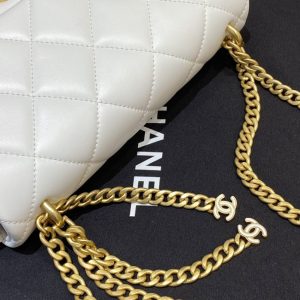 Replica CHANEL 22P Enamel Bag White - best-selling designer handbag dupe