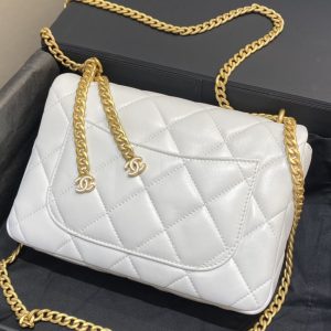 Replica CHANEL 22P Enamel Bag White - near-authentic luxury replica handbag