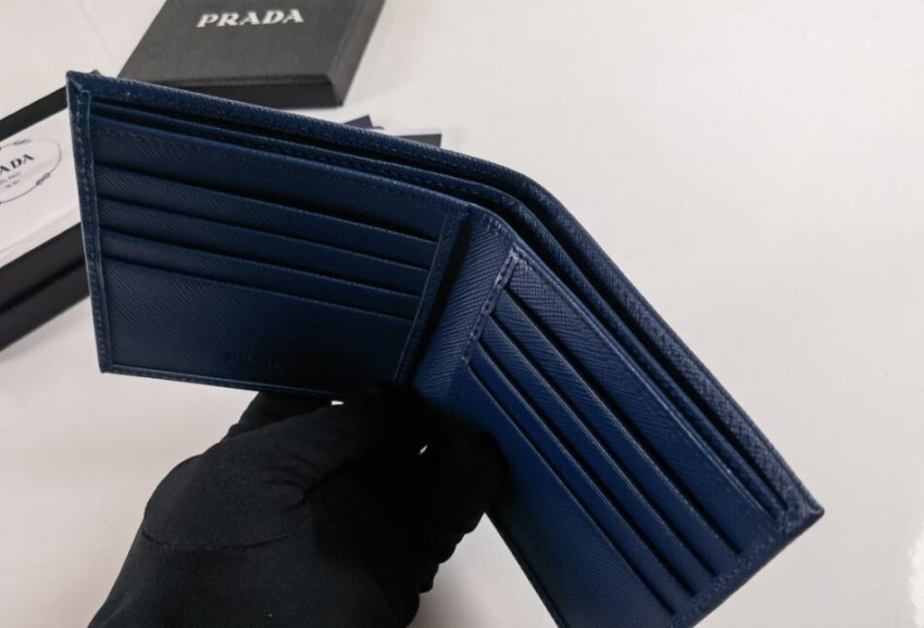 Replica Prada BiFold Wallet - high-quality designer bag clone