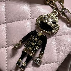 Replica CHANEL CF 20 cm Lion Pink - premium-grade designer purse dupe