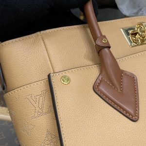 Replica Louis Vuitton On My Side Apricot - elite superclone designer purse
