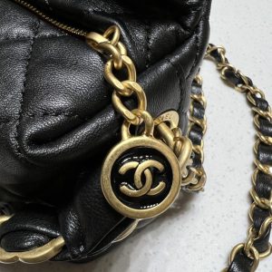 Replica CHANEL Hobo Bag Black - best-selling designer handbag dupe