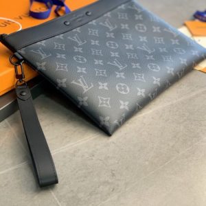 Replica Louis Vuitton To Go Pochette Black - high-end fake designer purse