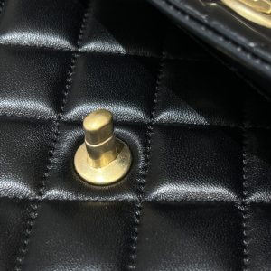 Replica CHANEL Tofu Bag Black - best-selling designer handbag dupe