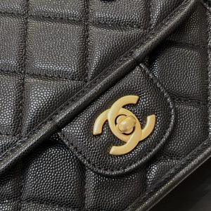 Replica CHANEL Tofu M Bag Black - near-authentic luxury replica handbag