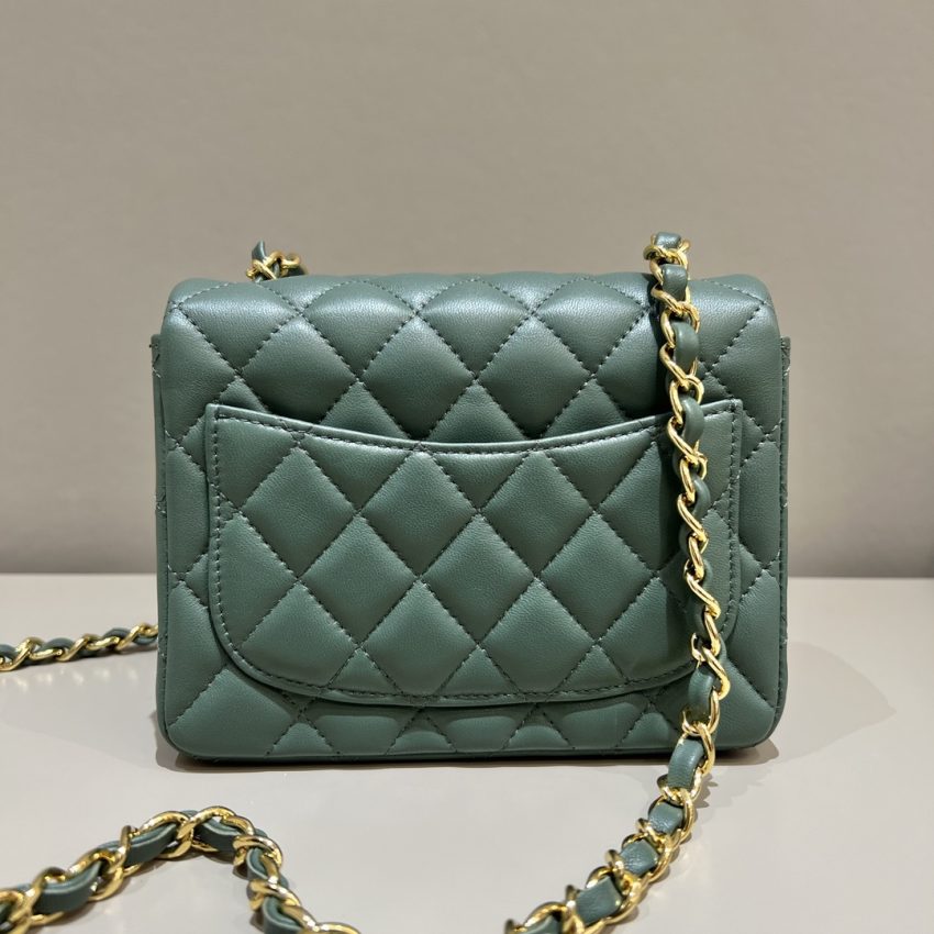 Replica CHANEL Classic Flap 17cm Green - high-end fake designer purse