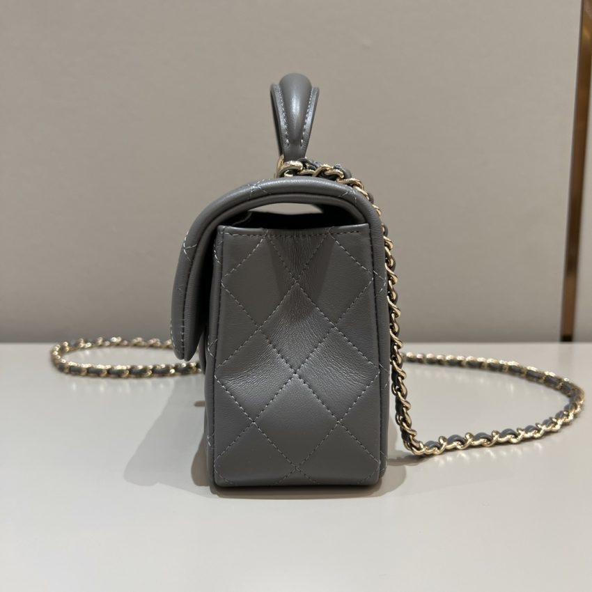 Replica CHANEL CF 20 cm With Handle Beige - near-authentic luxury replica handbag