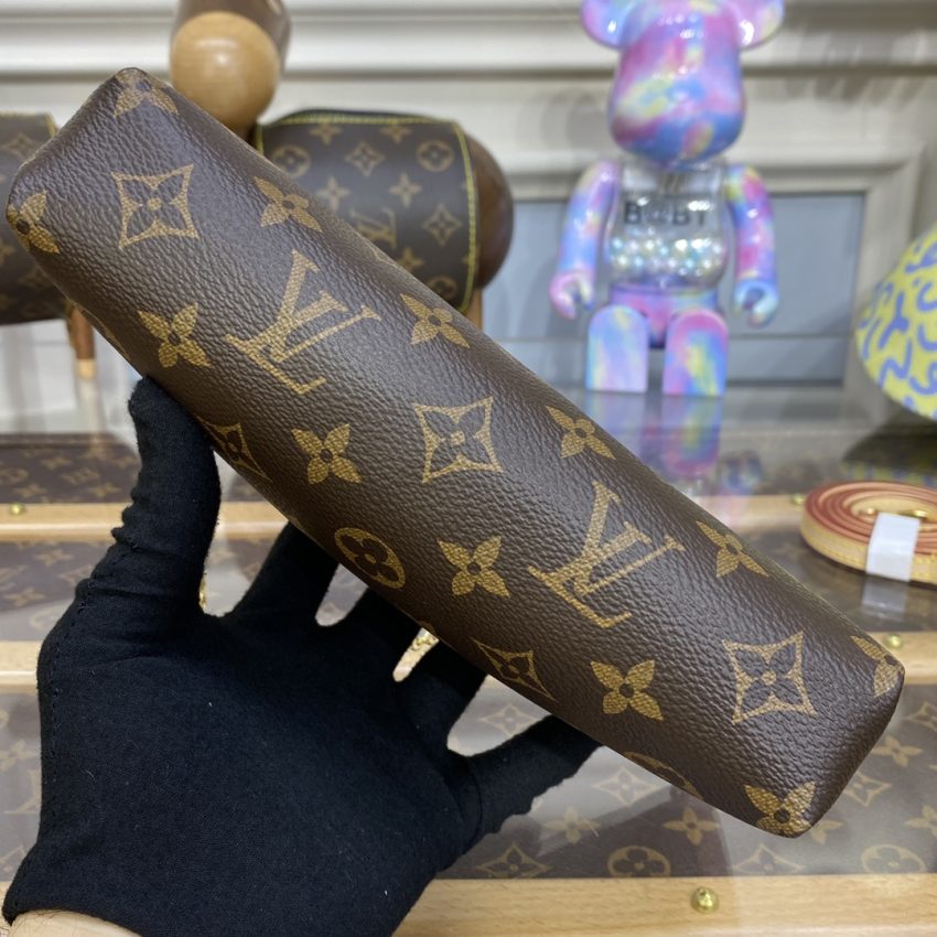 Replica Louis Vuitton Pallas Clutch Pink - best quality luxury bag dupe