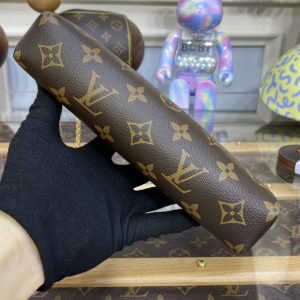 Replica Louis Vuitton Pallas Clutch Black - premium-grade designer purse dupe