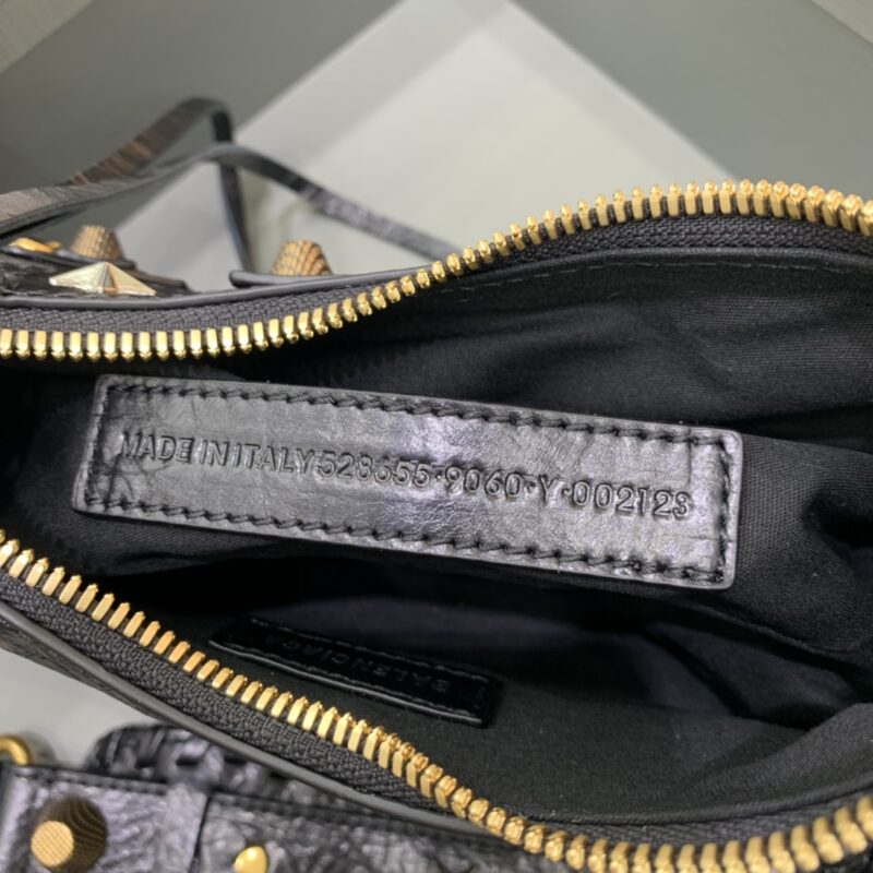Replica Balenciaga Le Cagole Black - authentic-look luxury purse replica