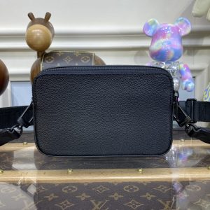Replica Louis Vuitton Alpha Messenger Black - authentic-look luxury purse replica