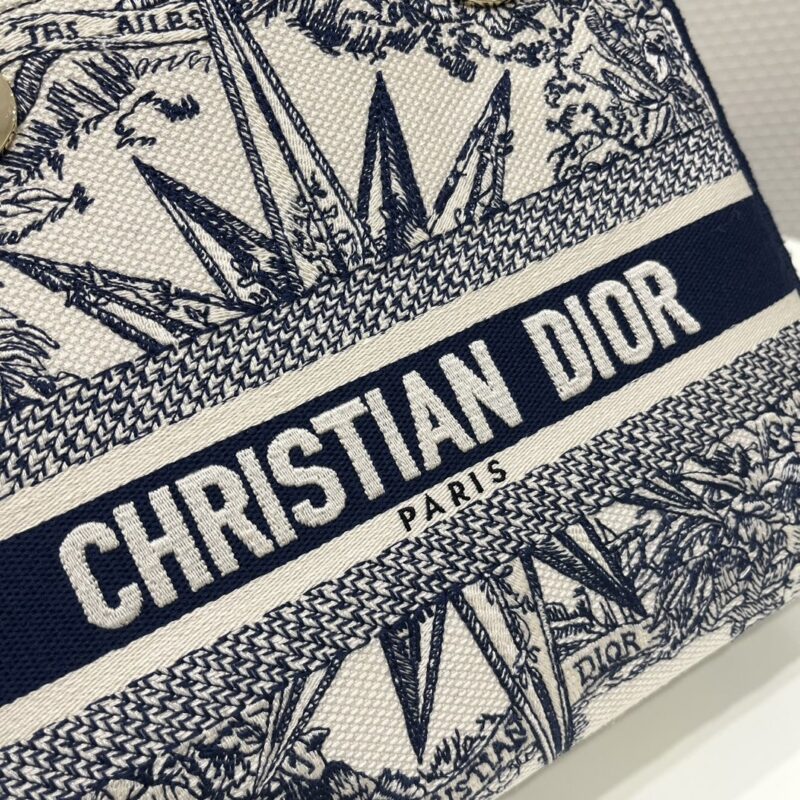 Replica Lady Dior D-Lite Blue Star - top-tier luxury replica shoulder bag