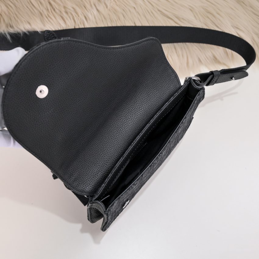 Replica Dior Messenger Black Oblique - ultra-realistic fake designer tote