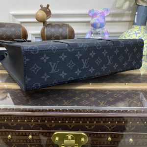 Replica Louis Vuitton Sac Plat M Black - realistic designer-inspired fake bag