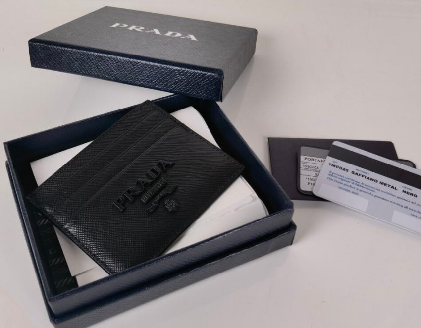 Replica Prada Card Holder - authentic-look luxury purse replica
