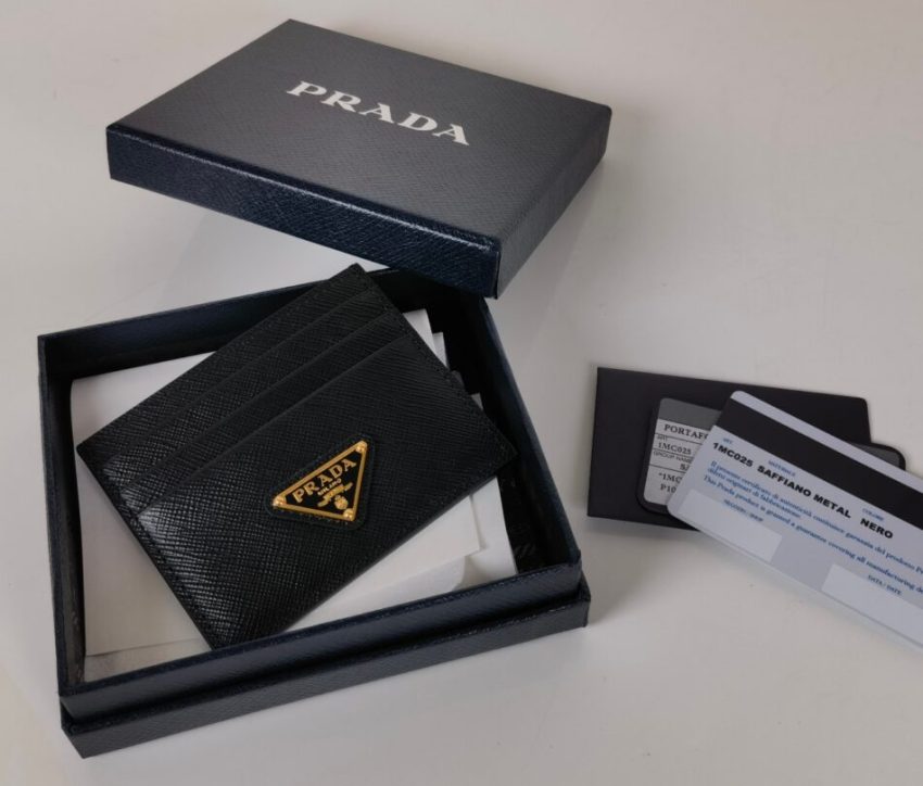 Replica Prada Card Holder - authentic-look luxury purse replica