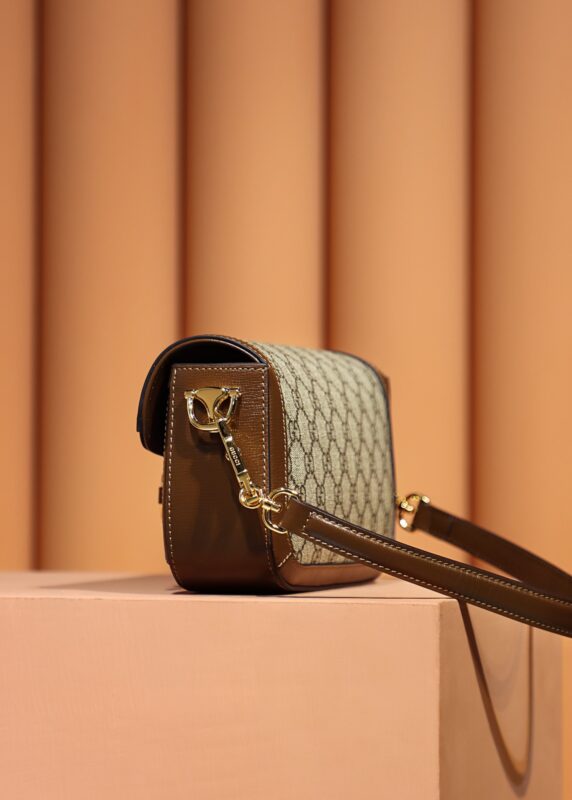 Replica Gucci 𝐇𝐨𝐫𝐬𝐞𝐛𝐢𝐭 𝟏𝟗𝟓𝟓 Baguette Bag - elite superclone designer purse