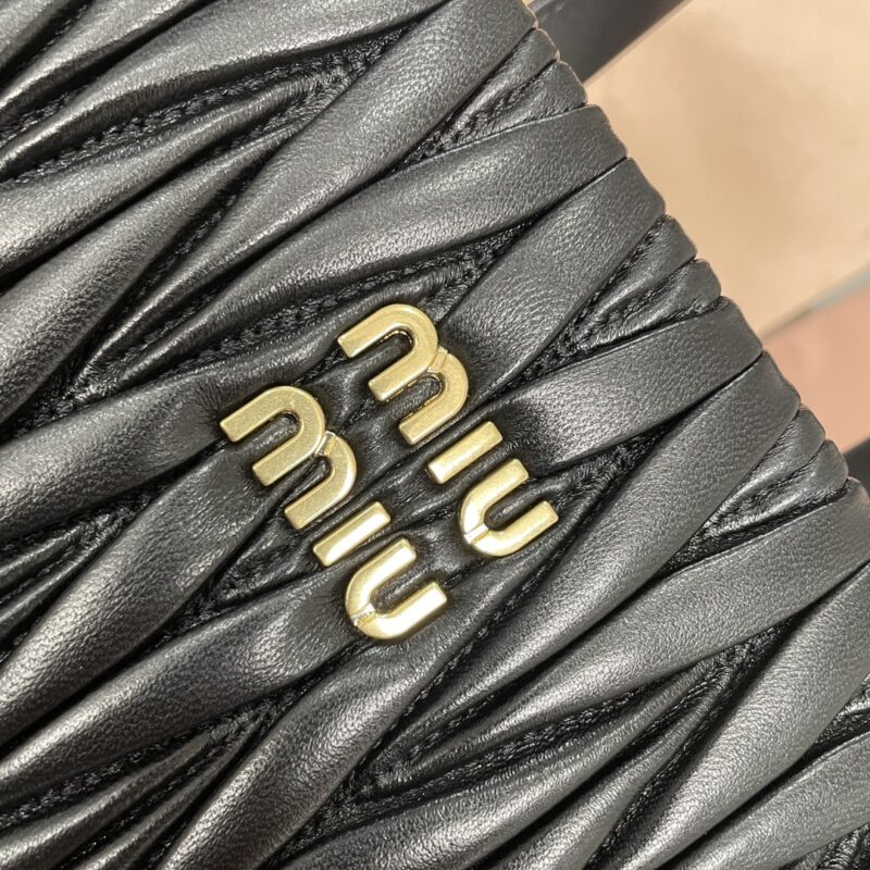Replica Miu Miu Matelassé Tote Black - ultra-realistic fake designer tote