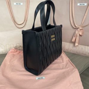 Replica Miu Miu Matelassé Tote Black - high-end fake designer purse