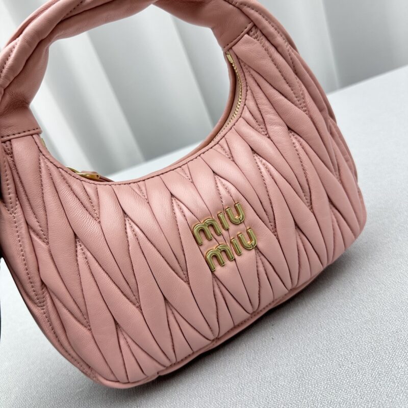Replica Miu Miu Wander Pink - realistic designer-inspired fake bag