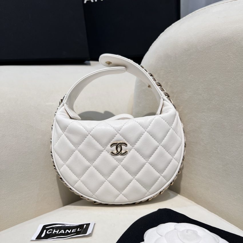 Replica CHANEL 23c Pouch White - realistic designer-inspired fake bag