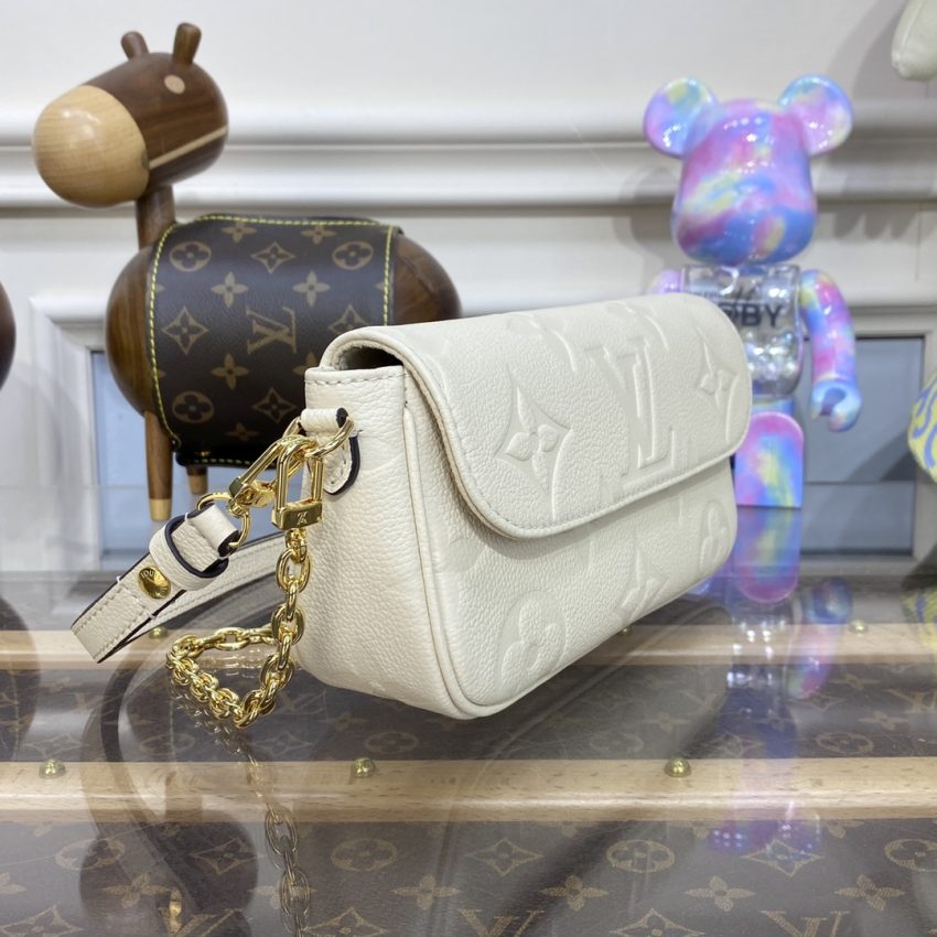 Replica Louis Vuitton Wallet on Chain Ivy Full White - top-rated replica designer bag