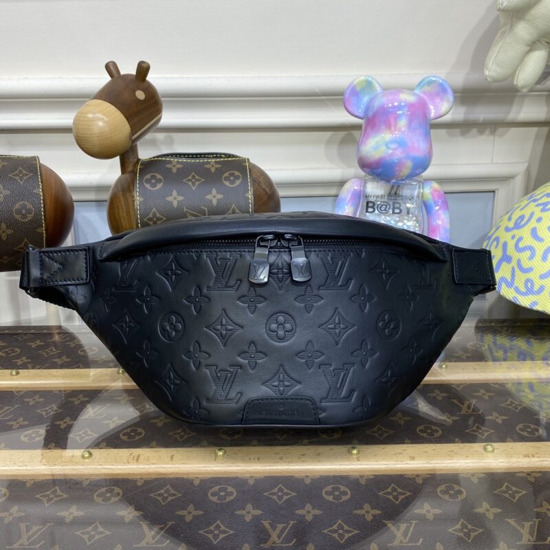 Replica Louis Vuitton Bumbag Discovery Full Black - authentic-look luxury purse replica